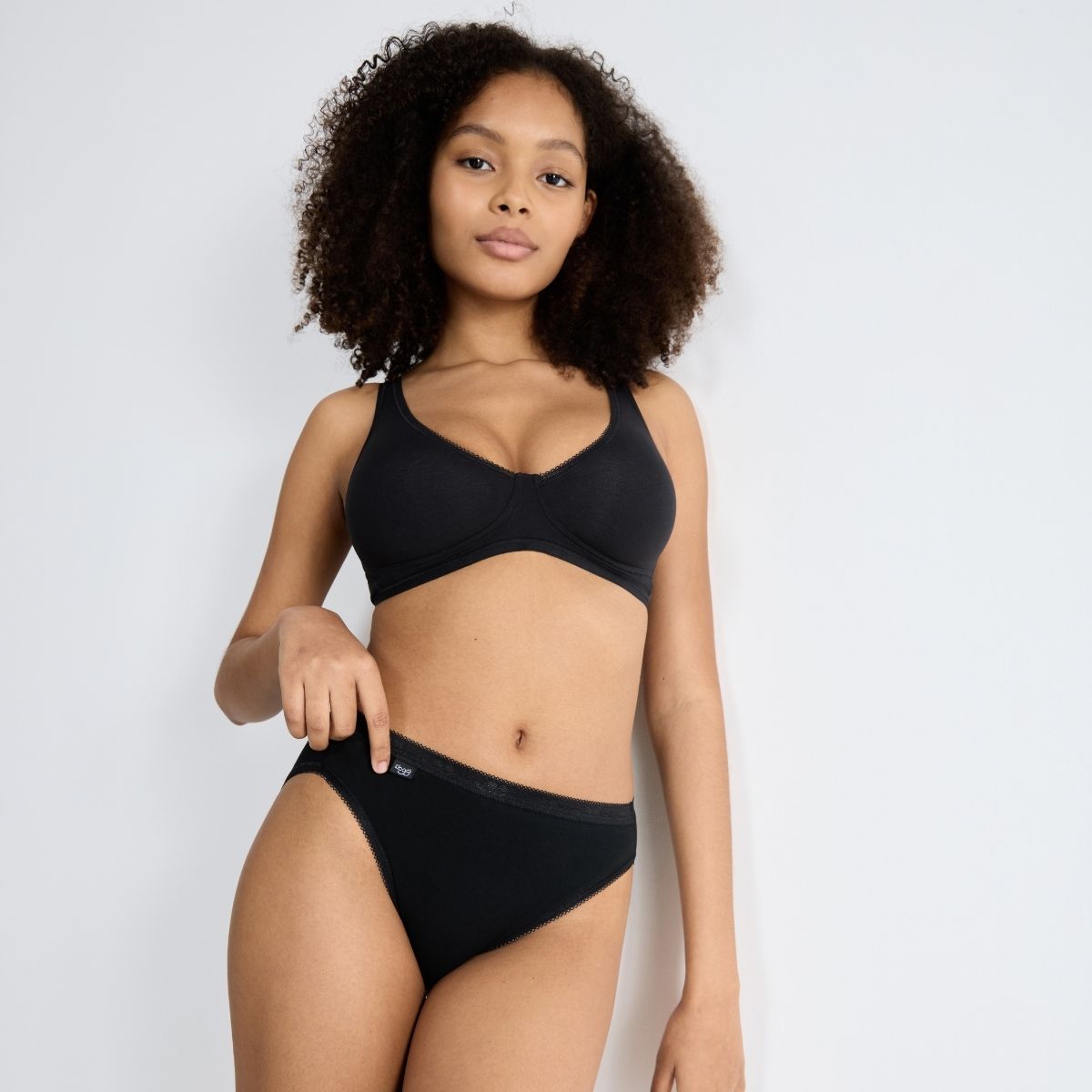 Sloggi Basic+ BH uden bøjle, sort - 10222327 - 0004 - Black