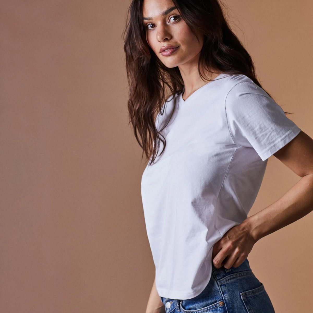 Norvig Ladies V-Neck - White - 1552-HVID