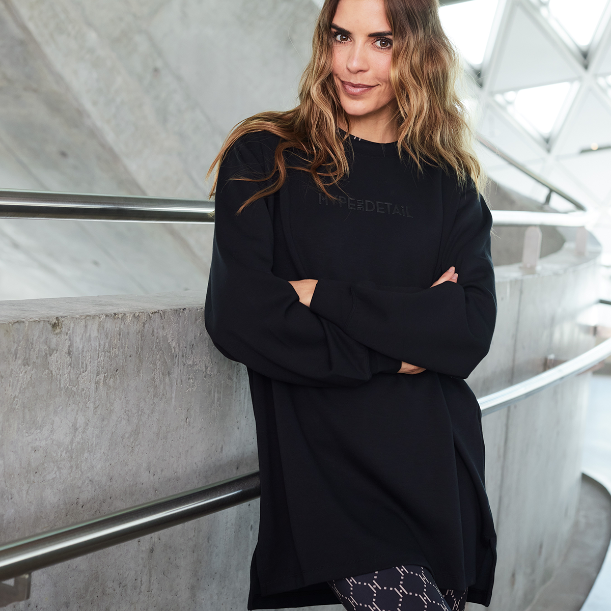 Hype The Detail Sweat - Black - 550-14-9