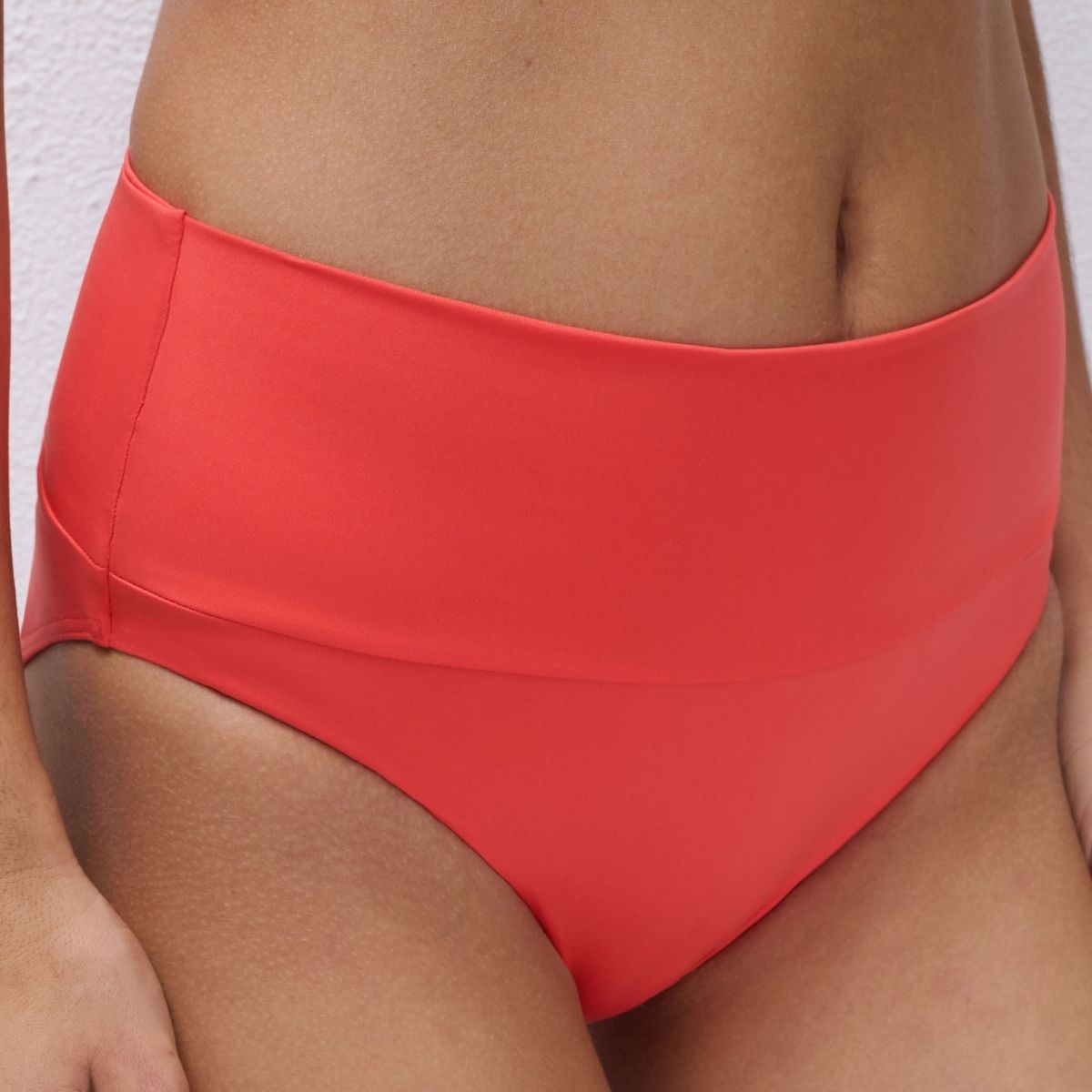 Chantelle Icon maxi bikinitrusse, koralrød - C16VC5 - C81 - Bright Coral