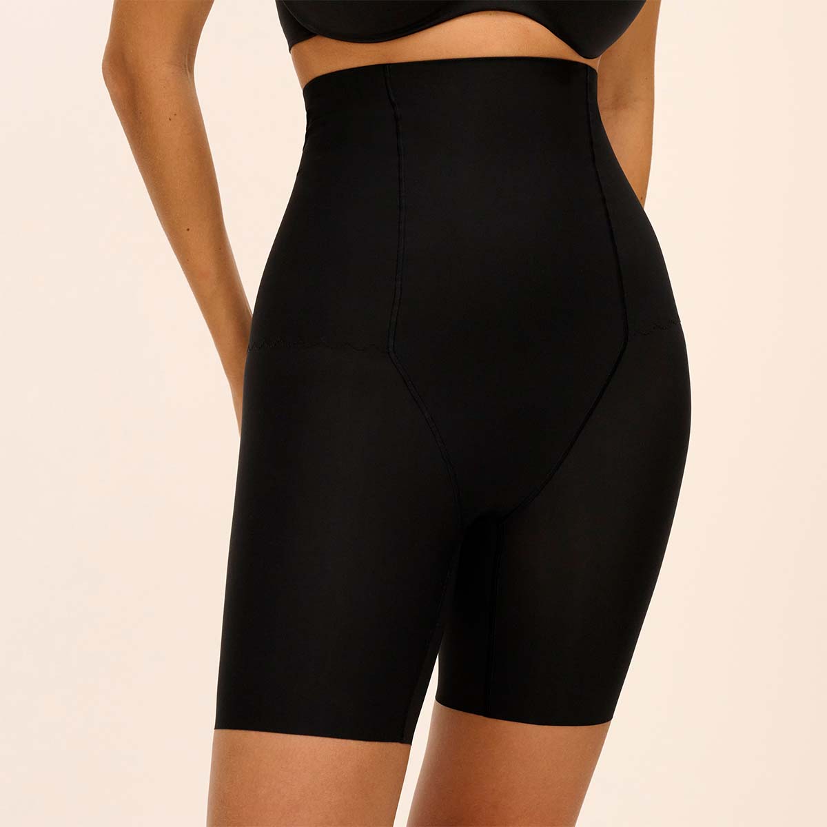 Wacoal Flawless Shaper shorts, sort - WE602434 - BLK - Black