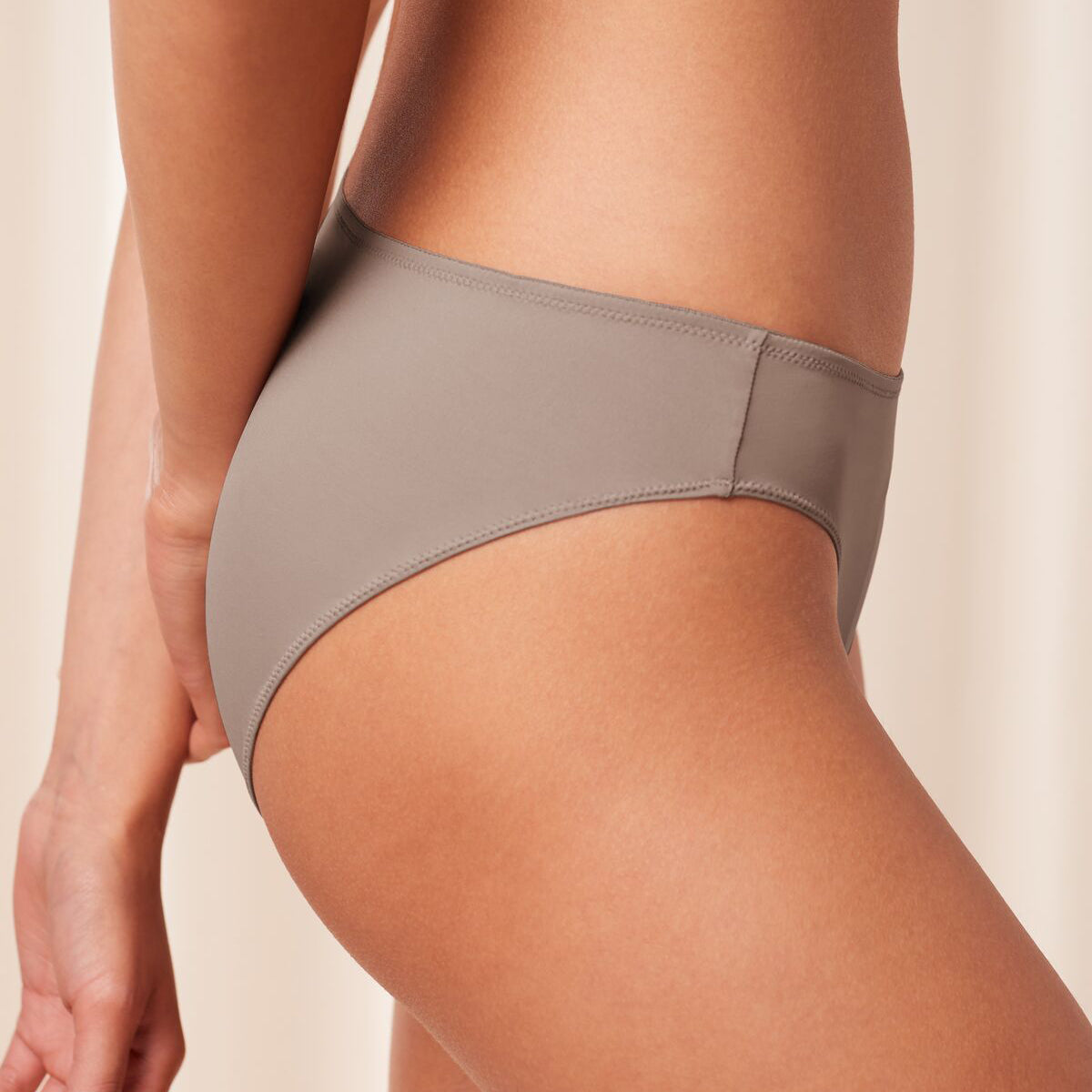 Triumph Pure Micro - Cafe Latte - 10217439-1546