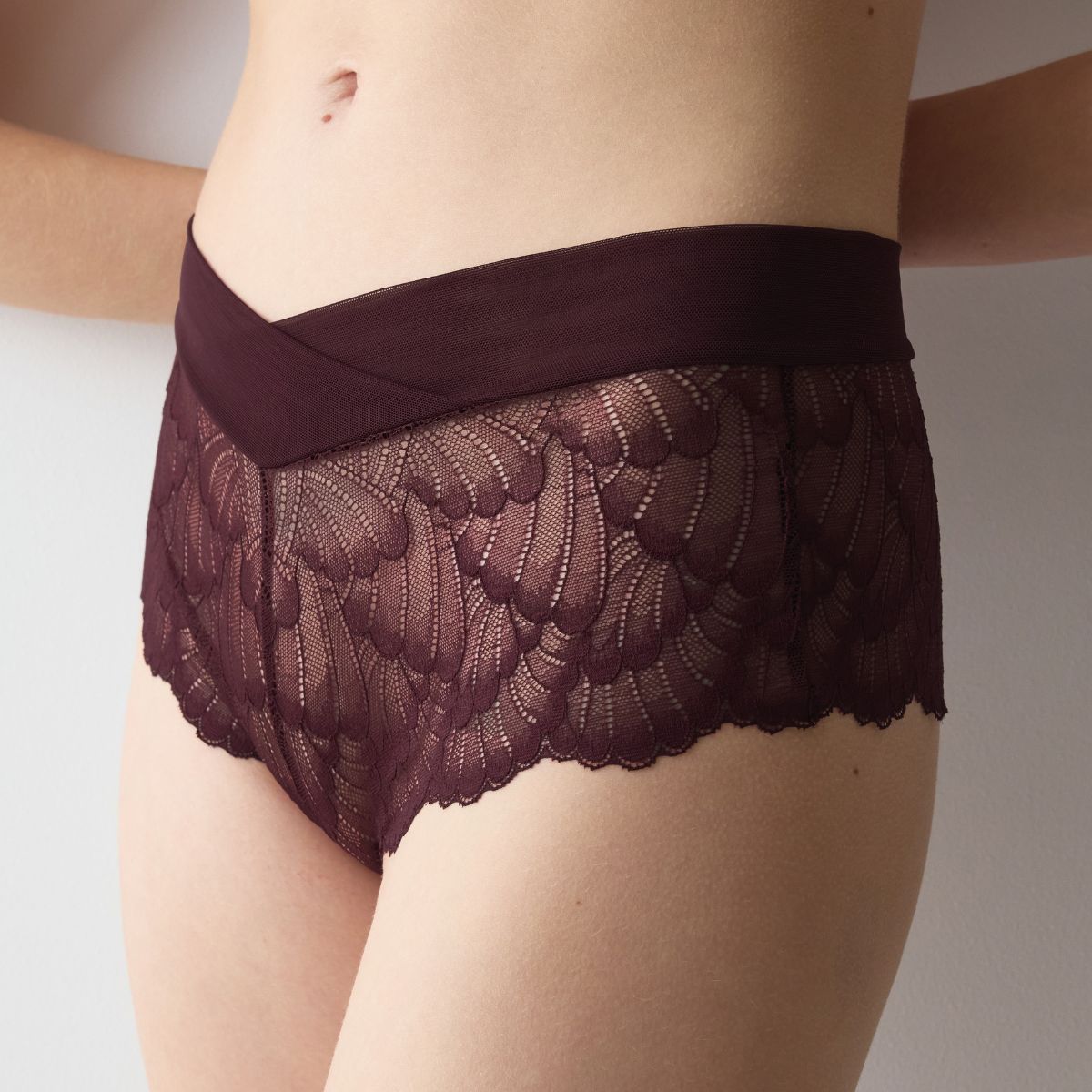 Triumph Love In Lace hipster trusse, bordeaux - 10228674 - 7291 - Claret