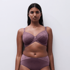 Chantelle EasyFeel Easy Support BH med bøjle, lilla - C915MU - 05C - Hyacinth