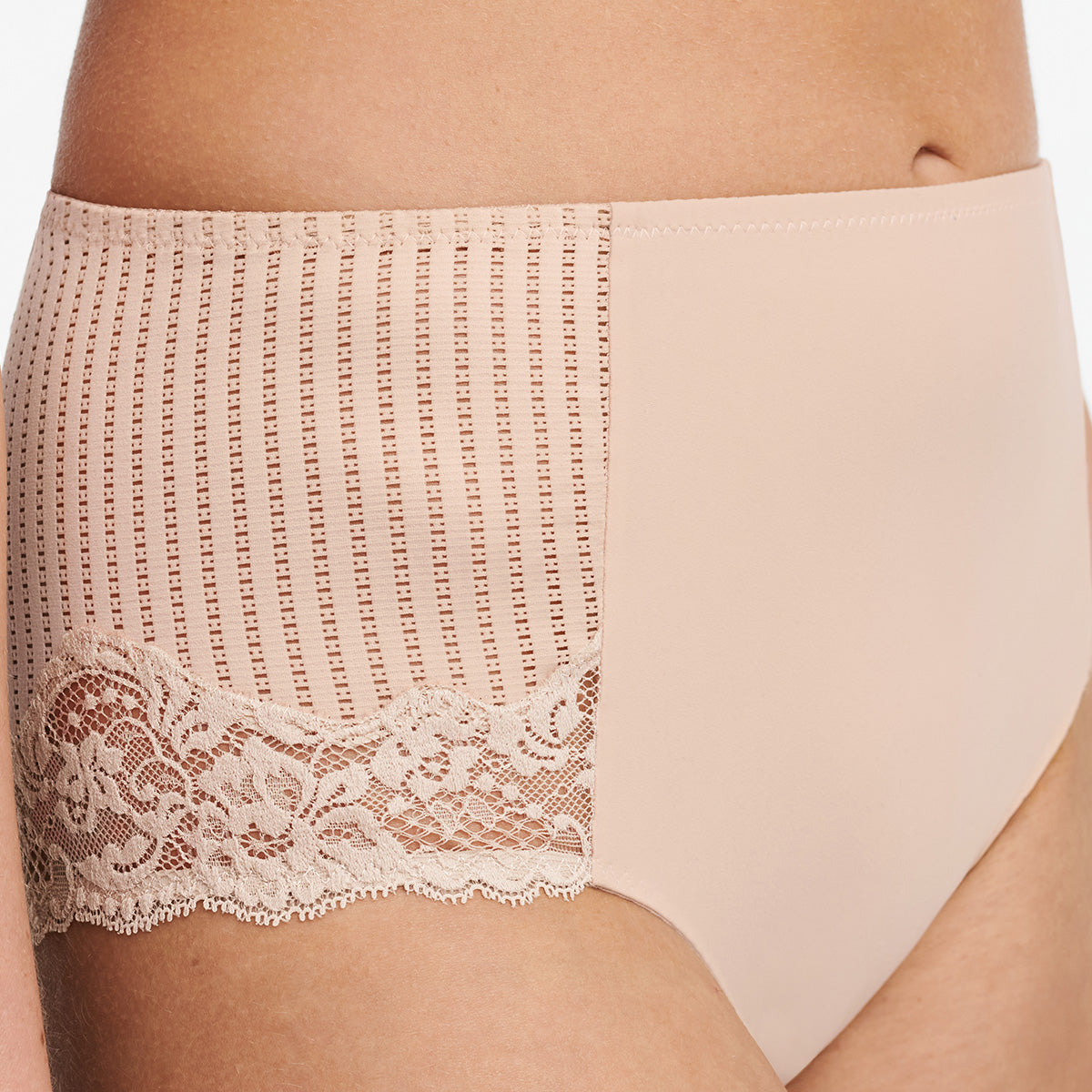 Chantelle EasyFeel Marilyn - Golden Beige - C93740-01N