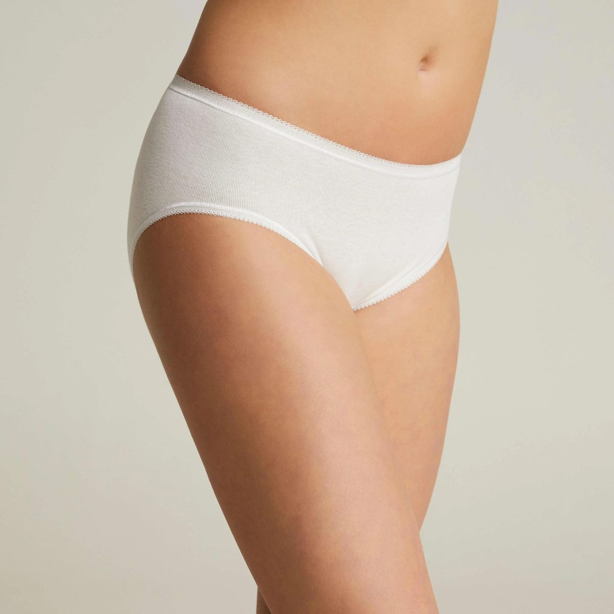 Femilet Debbie - White - FN3060-010