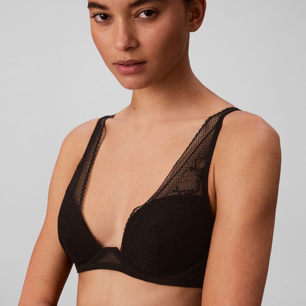 Calvin Klein Eternal plunge BH, sort - LV00QF8957 - UB1 - Black